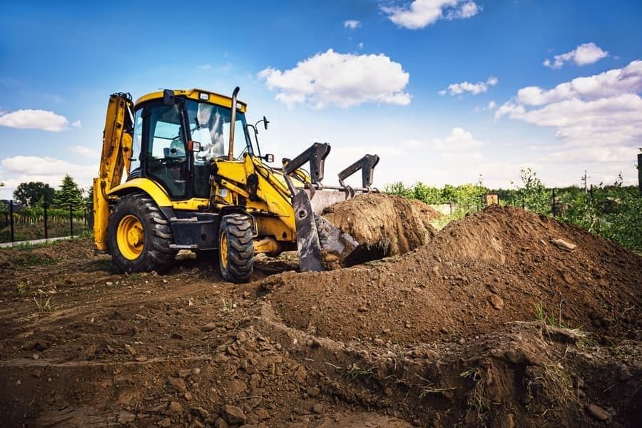 Acondicionamos el terreno antes de la construcción