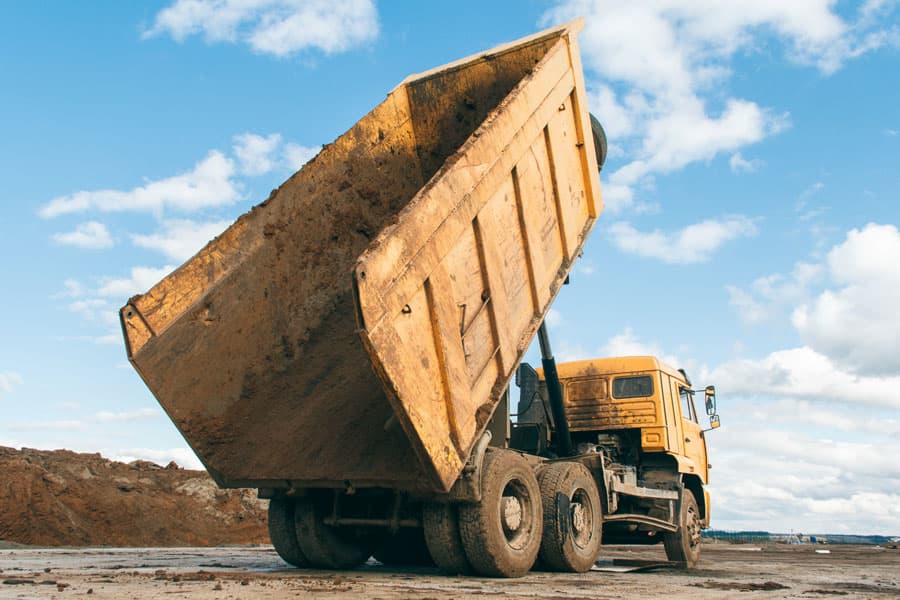 tecnología avanzada y equipo cualificado